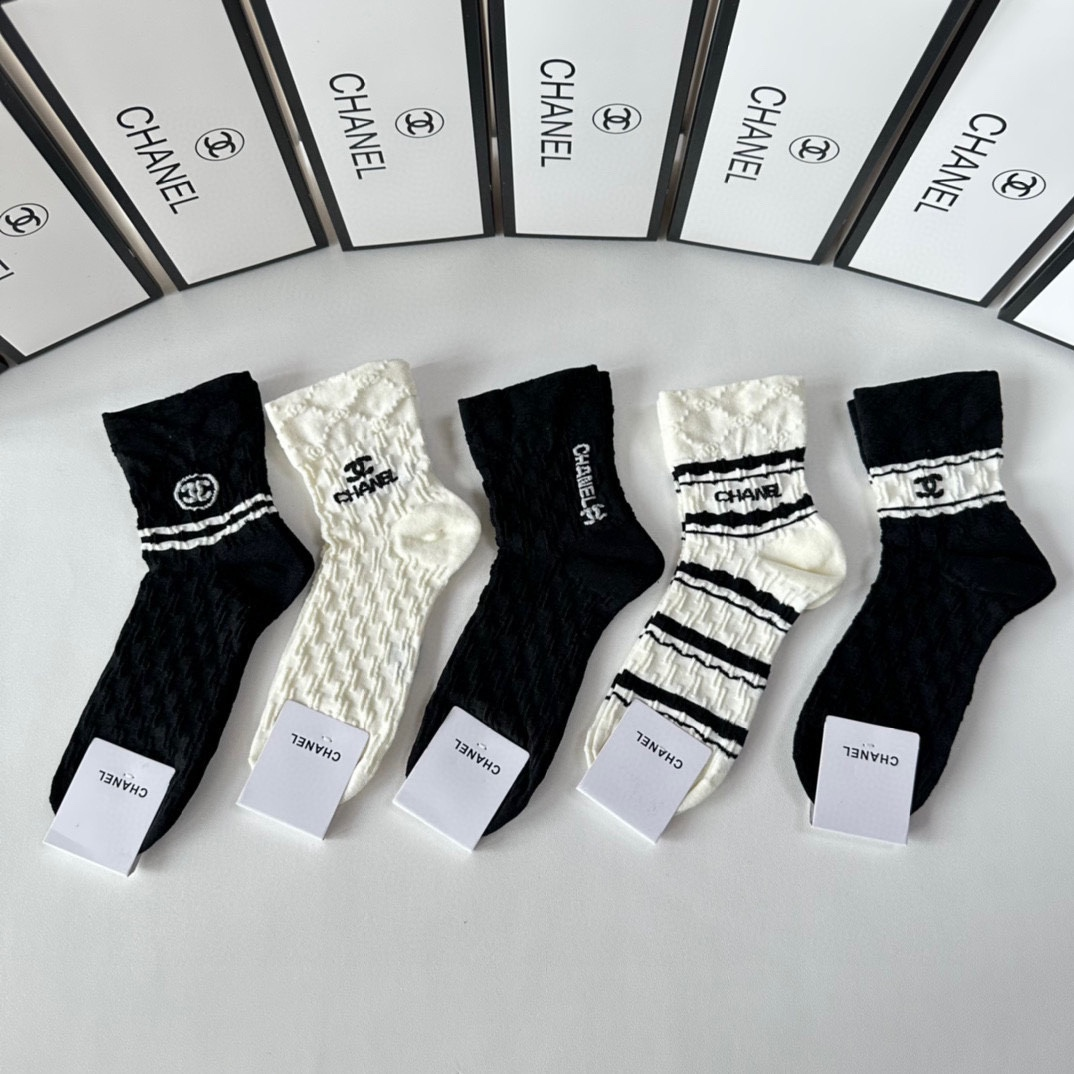 Socks (5 pairs)