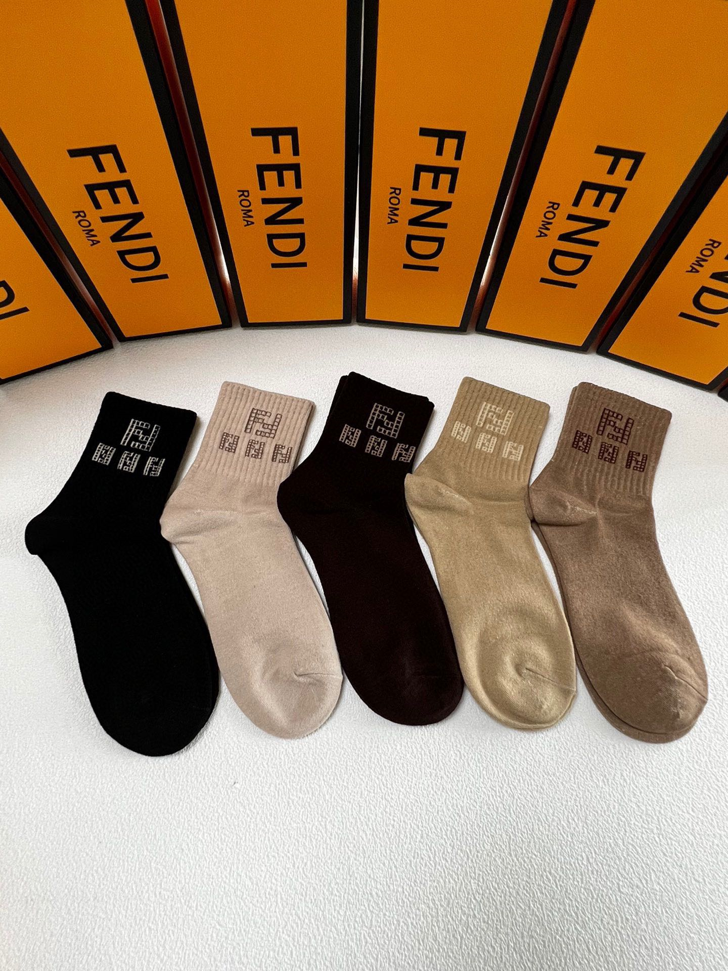 Socks (5 pairs)