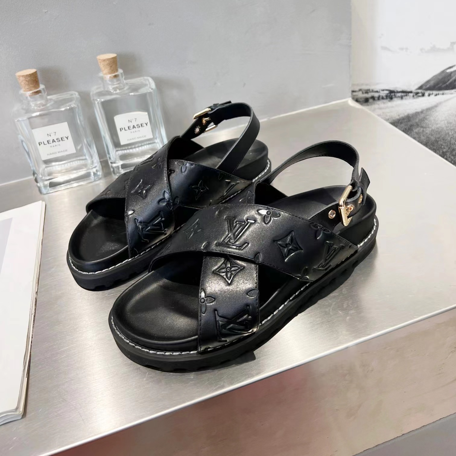 L-Sandals and Espadrilles(w)