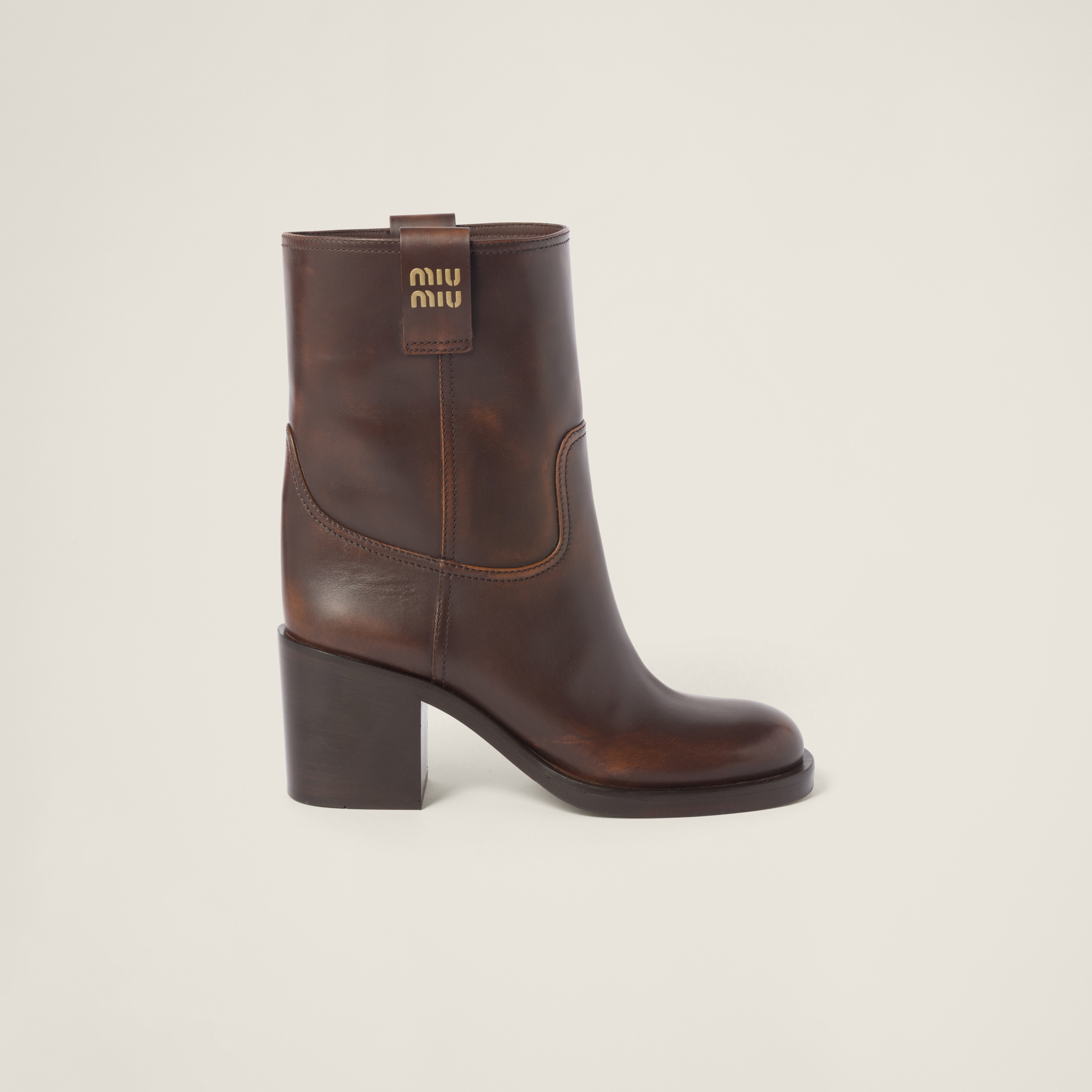 【MiuMiu】バックルディテール ラウンドトゥ ブーツ☆SALE中 MIUMIU-Boots(w) - Mall-Crazy