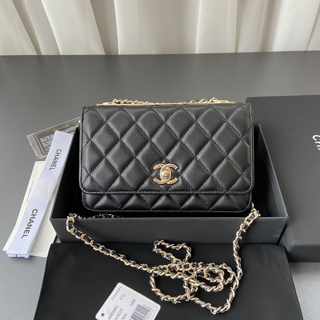 BAG（19.5 × 13 × 3.5 cm）