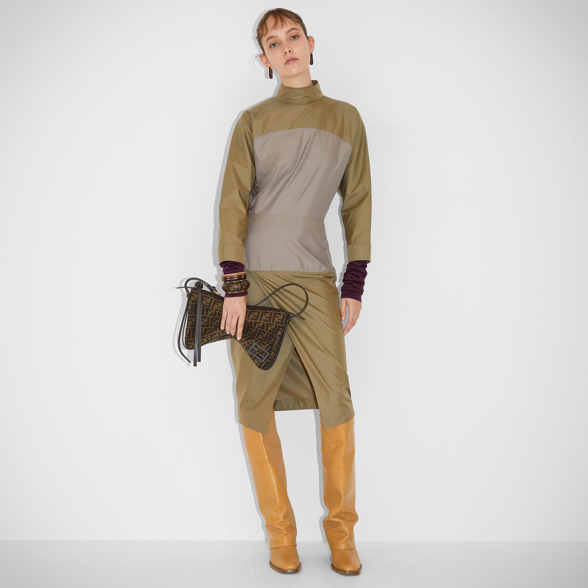 BAG（34.5 X 20 X 4.5 cm）