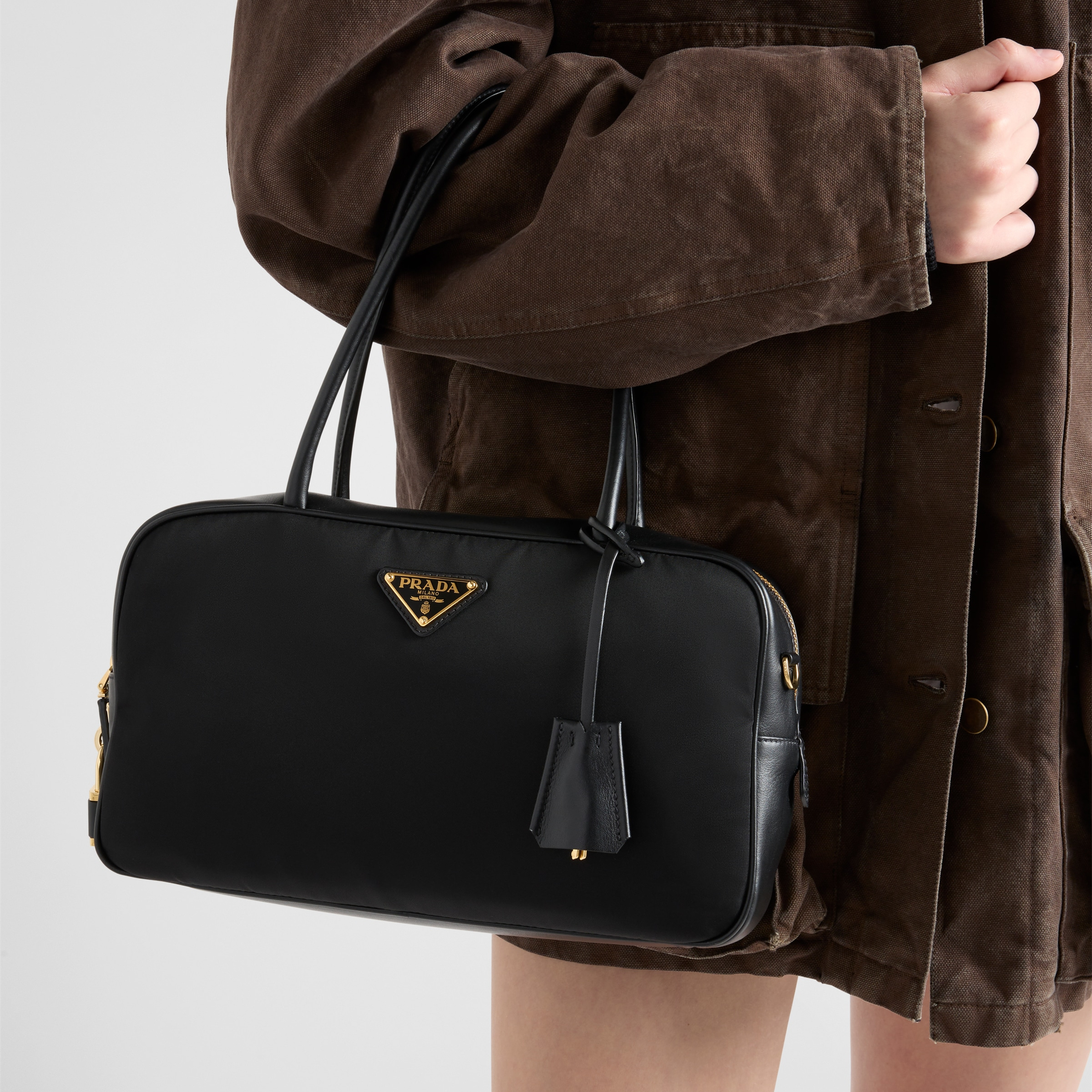 BAG(30 x 17.5 x 10cm)