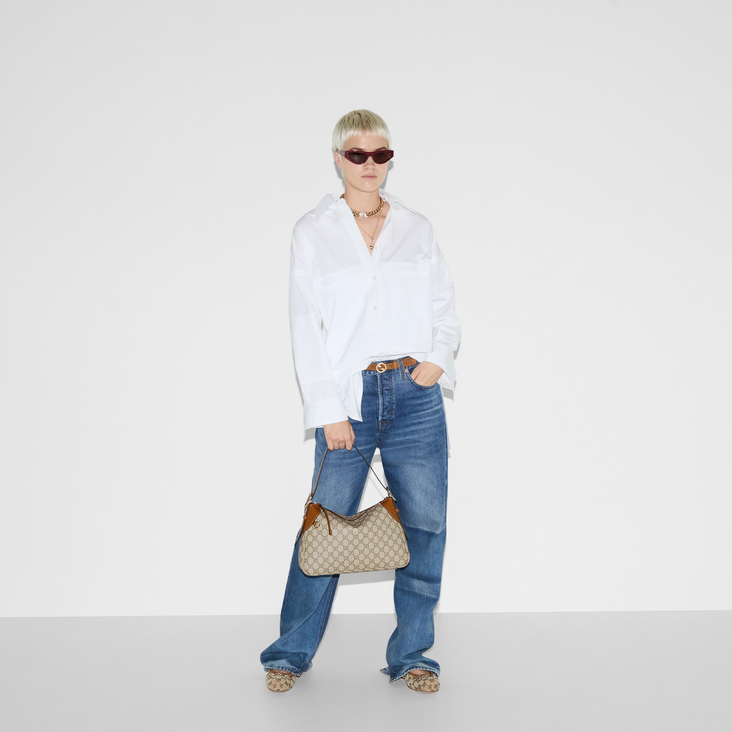 BAG（31.5 X 21 X 8 CM)