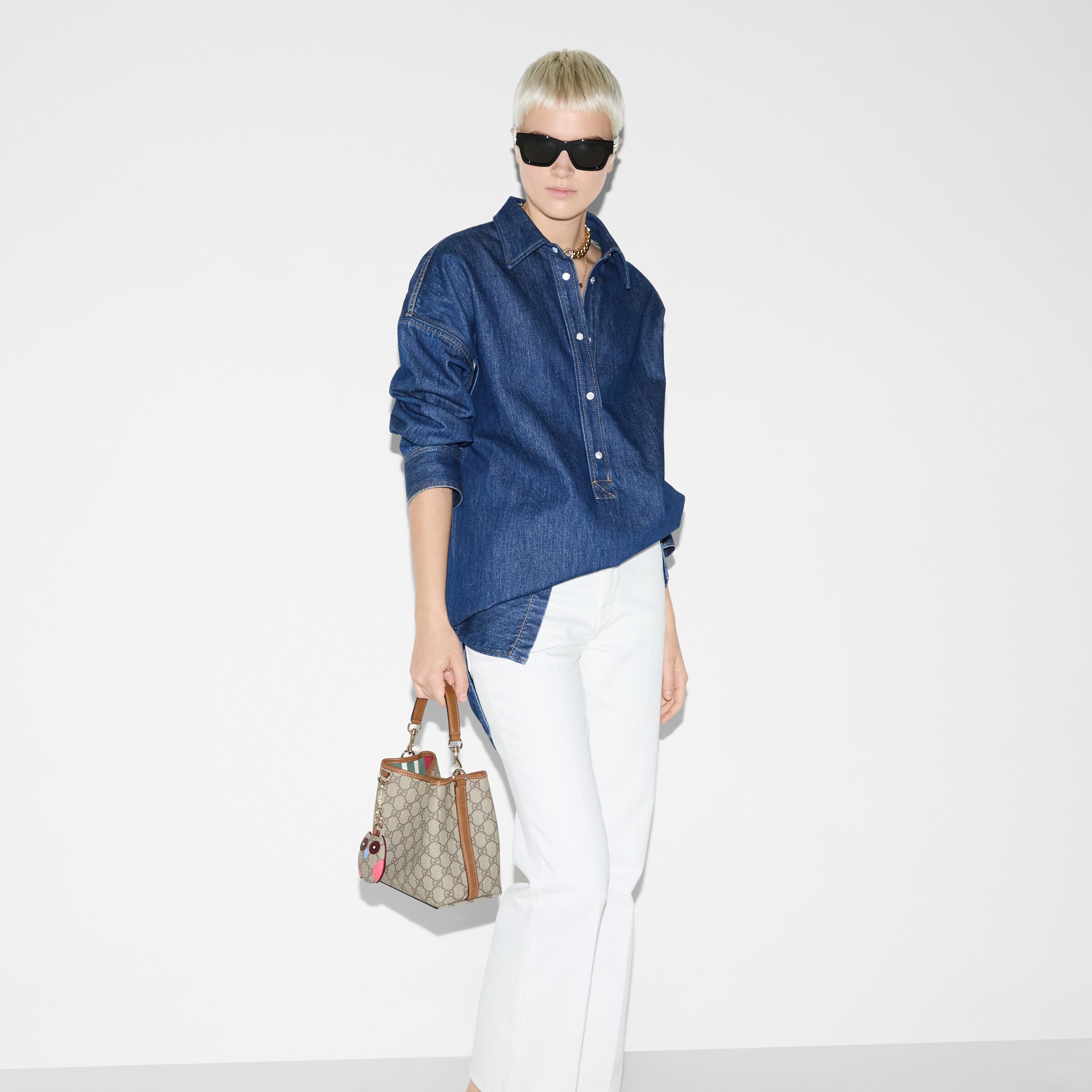 BAG（19 X 18 X 11 CM)