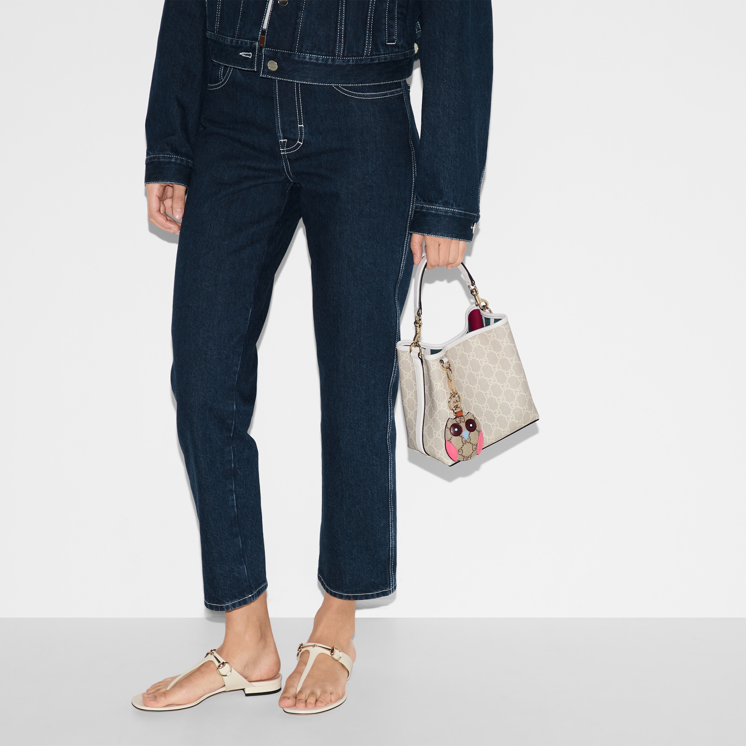 BAG（19 X 18 X 11 CM)