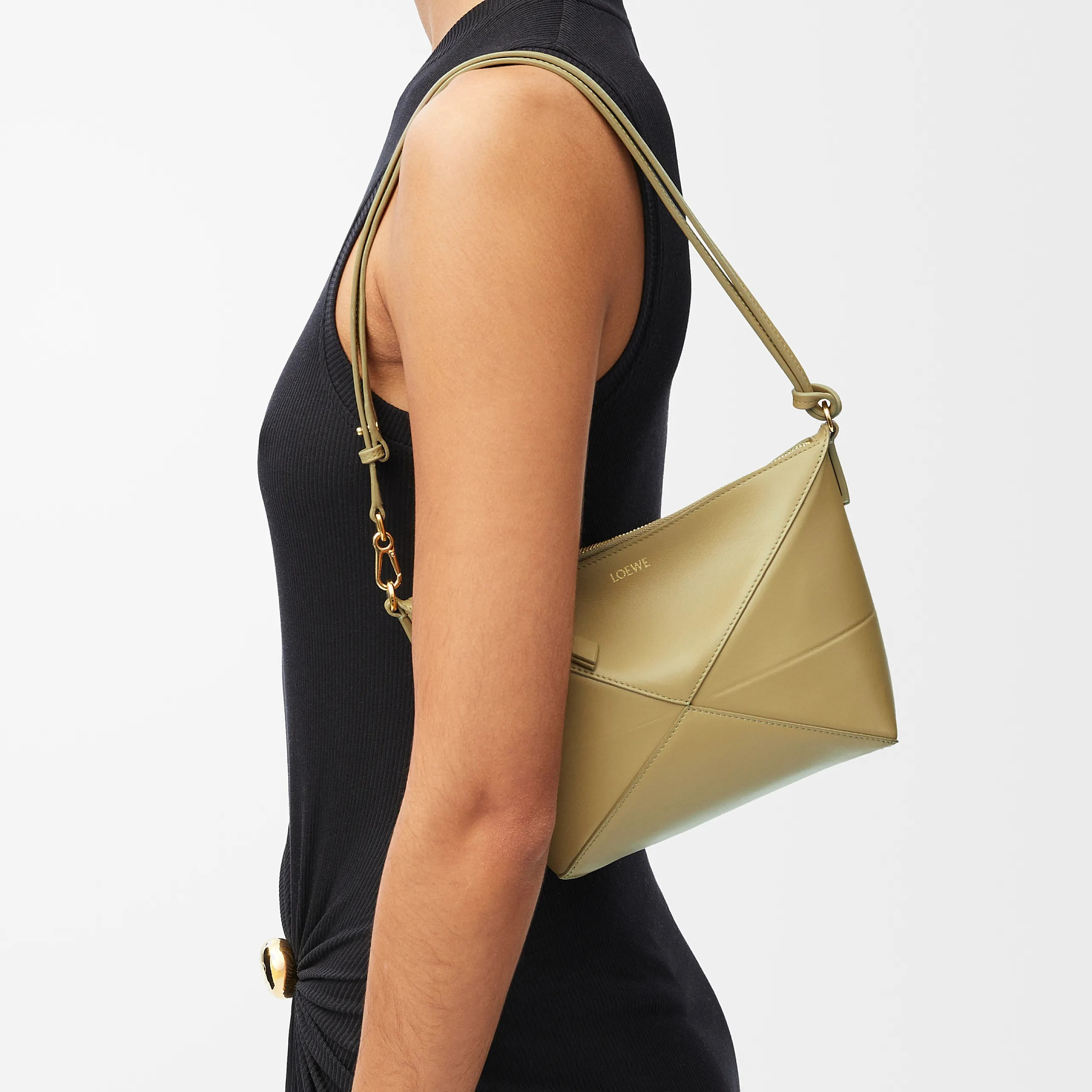 BAG（23 X 15.5 X 6.5 CM）