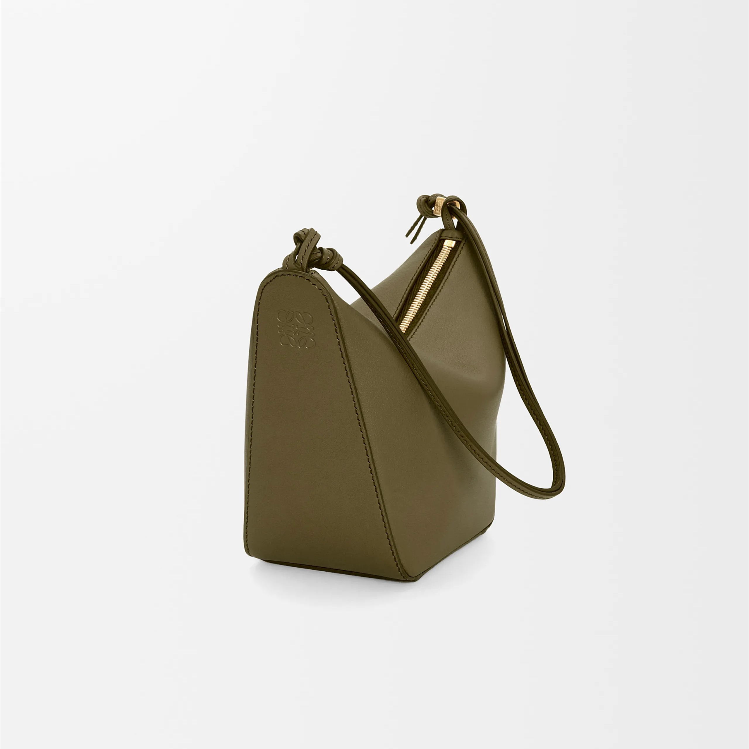 BAG（28 X 17 X 9.5 CM）