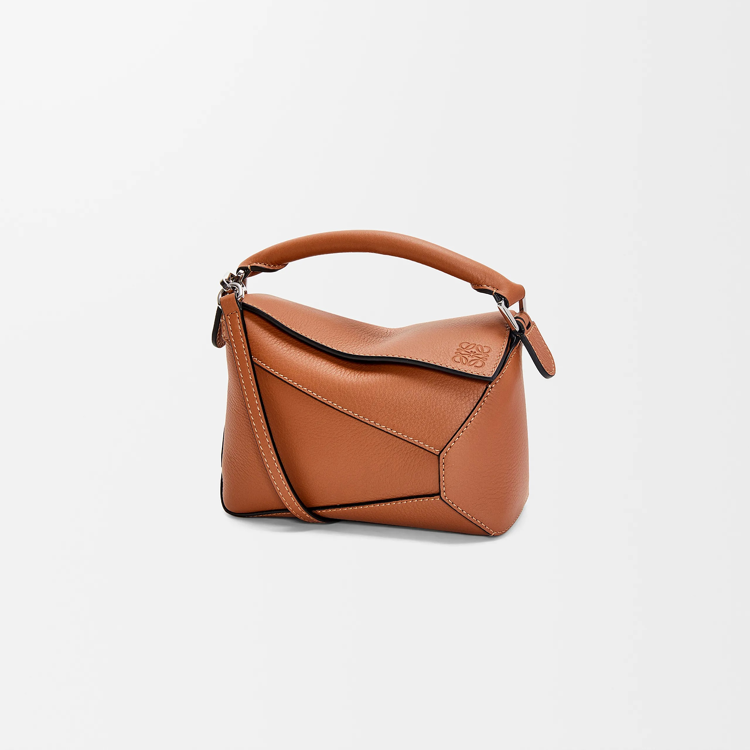 BAG（18 X 12.5 X 8 CM）