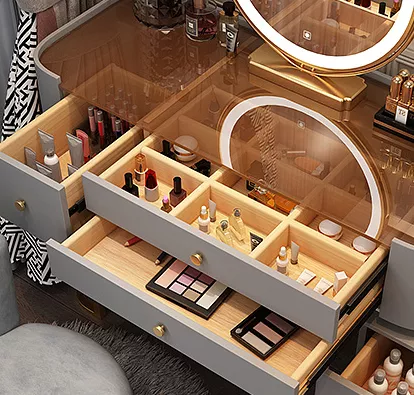 Rabattpreis Verkauf Massivholz Schminktisch + Stuhl Set