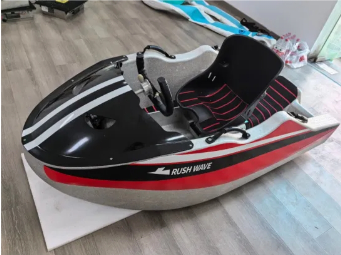 Ocean Water Sports Mini Jet Ski 15kw Powered 48kmH Jetboat