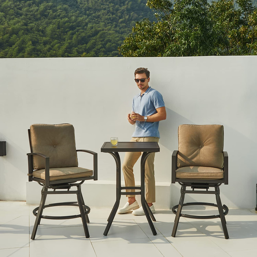 Lausaint home single table