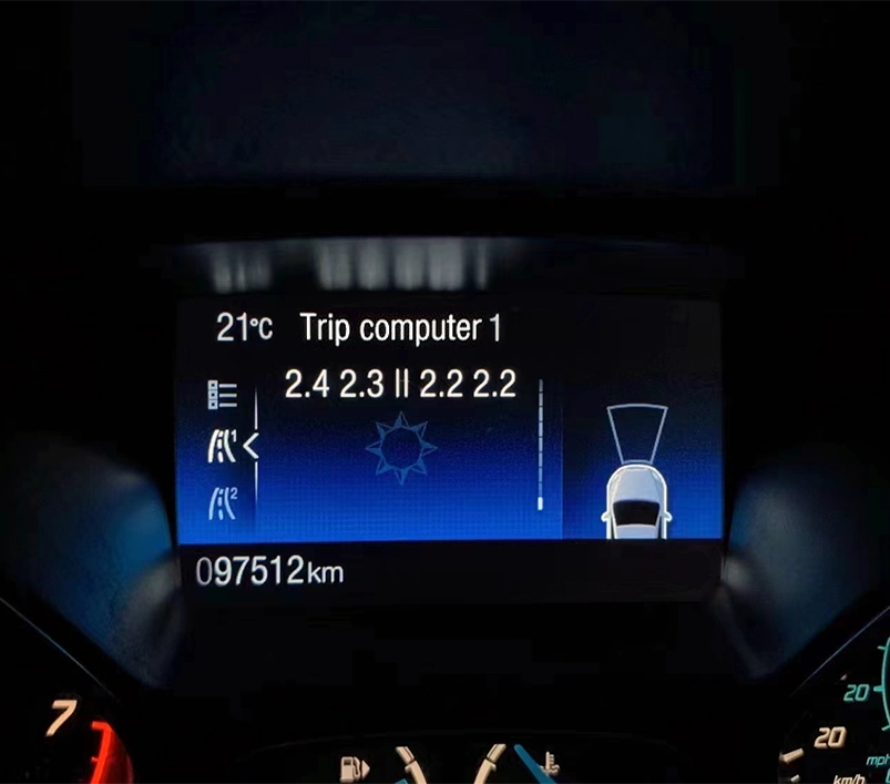 Ford focus with TPMS Show the tire pressure on the instrument cluster.