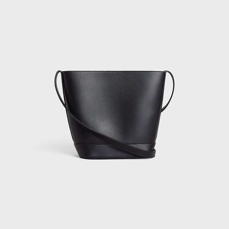 SMALL BUCKET CUIR TRIOMPHE IN SMOOTH CALFSKIN