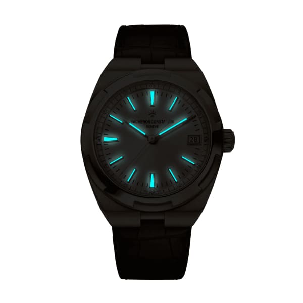 VACHERON CONSTANTIN Overseas Self-Winding Ref. # 4500V/000R-B127