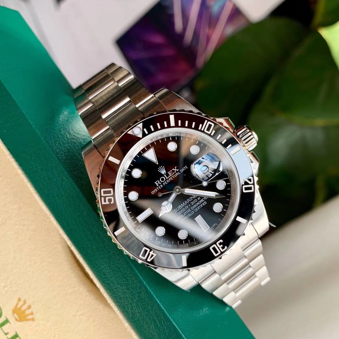 ROLEX Perpetual Submariner