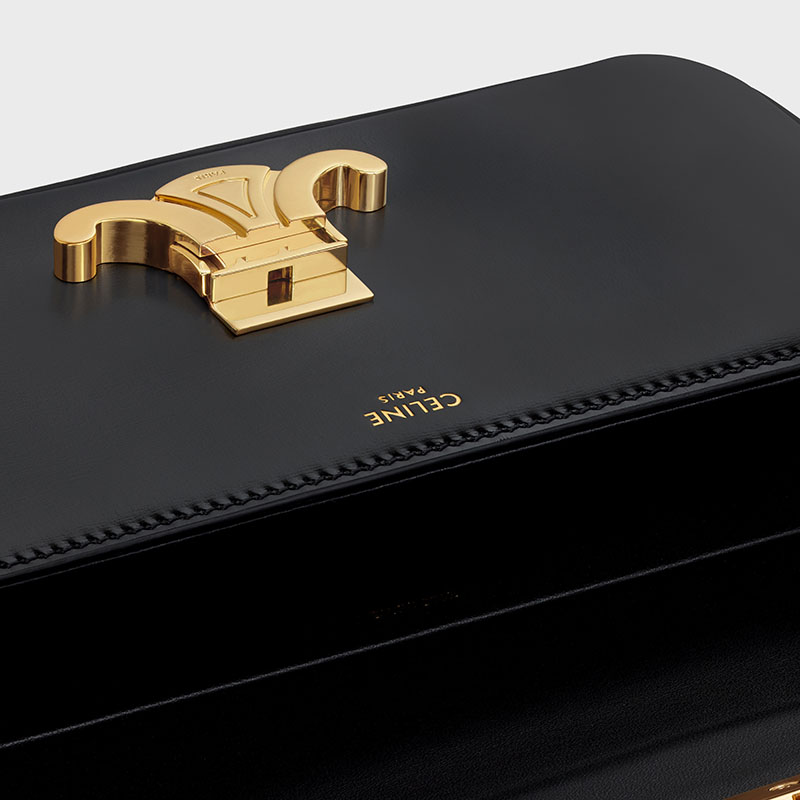 CHAIN SHOULDER BAG TRIOMPHE IN SHINY CALFSKIN