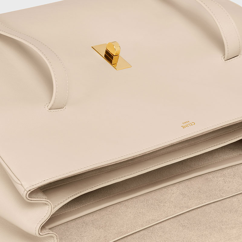 LARGE SOFT 16 BAG IN SMOOTH CALFSKIN