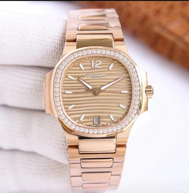 PATEK PHILIPPE Nautilus Women's Watch 7010/1r-012