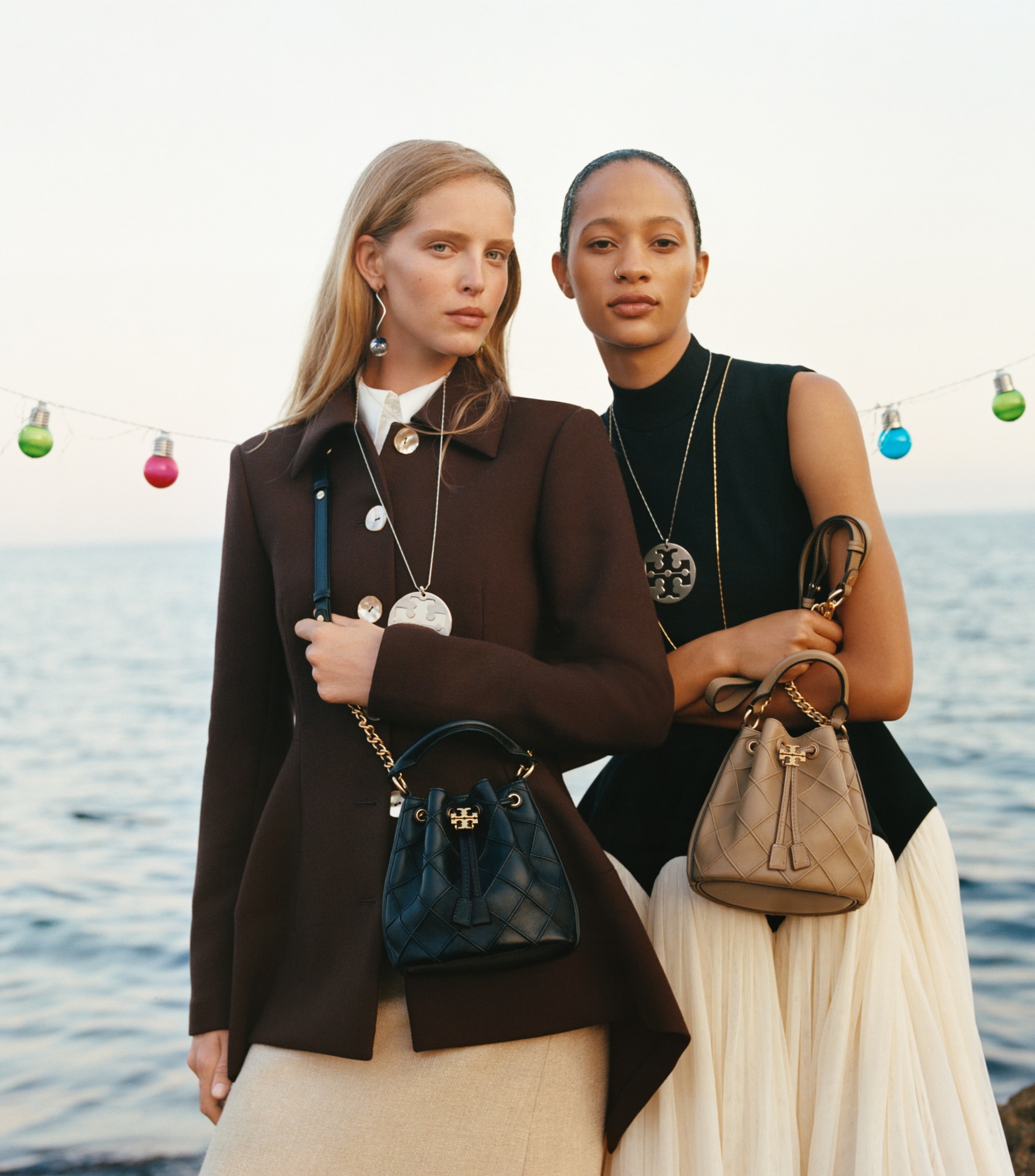 SMALL FLEMING SOFT BUCKET BAG