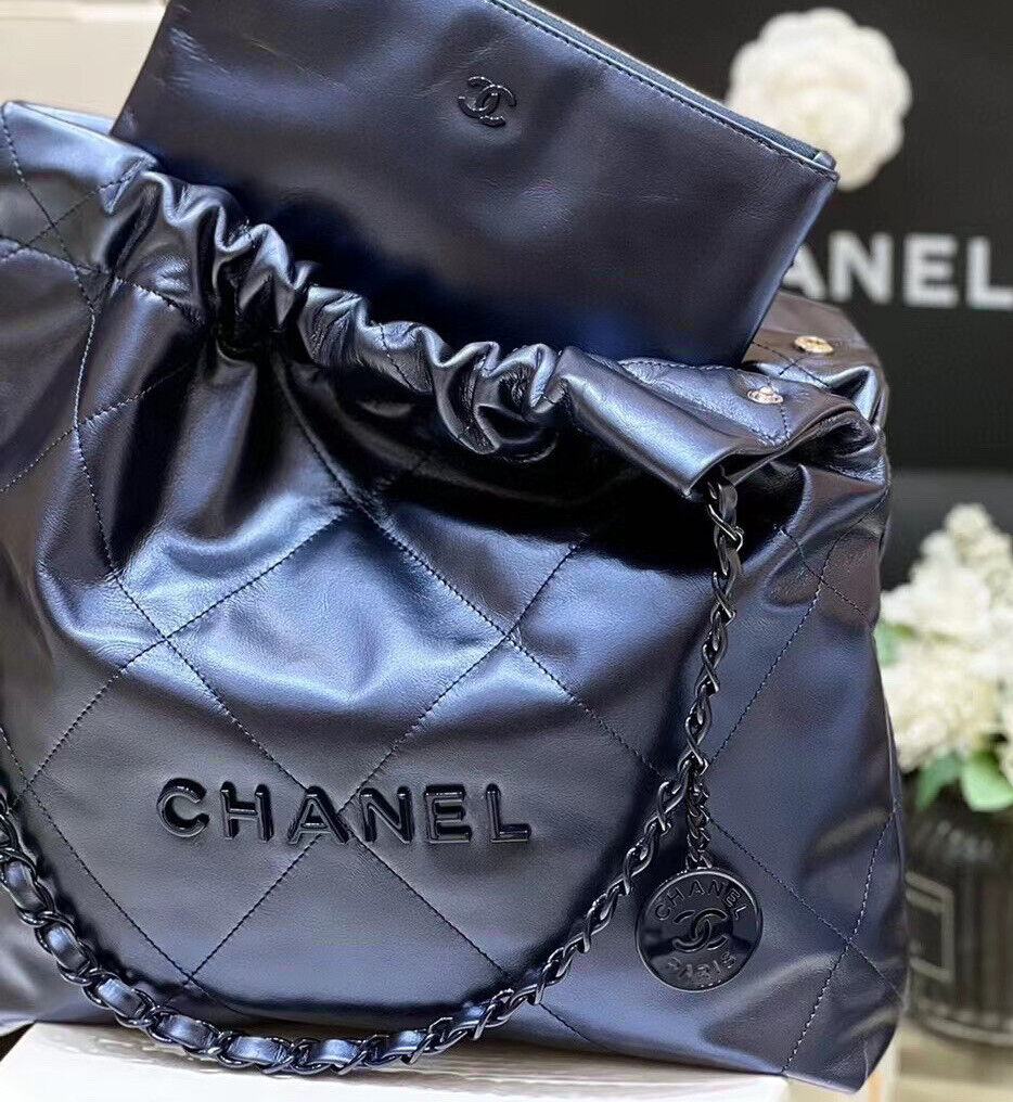 Chanel Small 22 Bag SO Black Calfskin Black Hardware