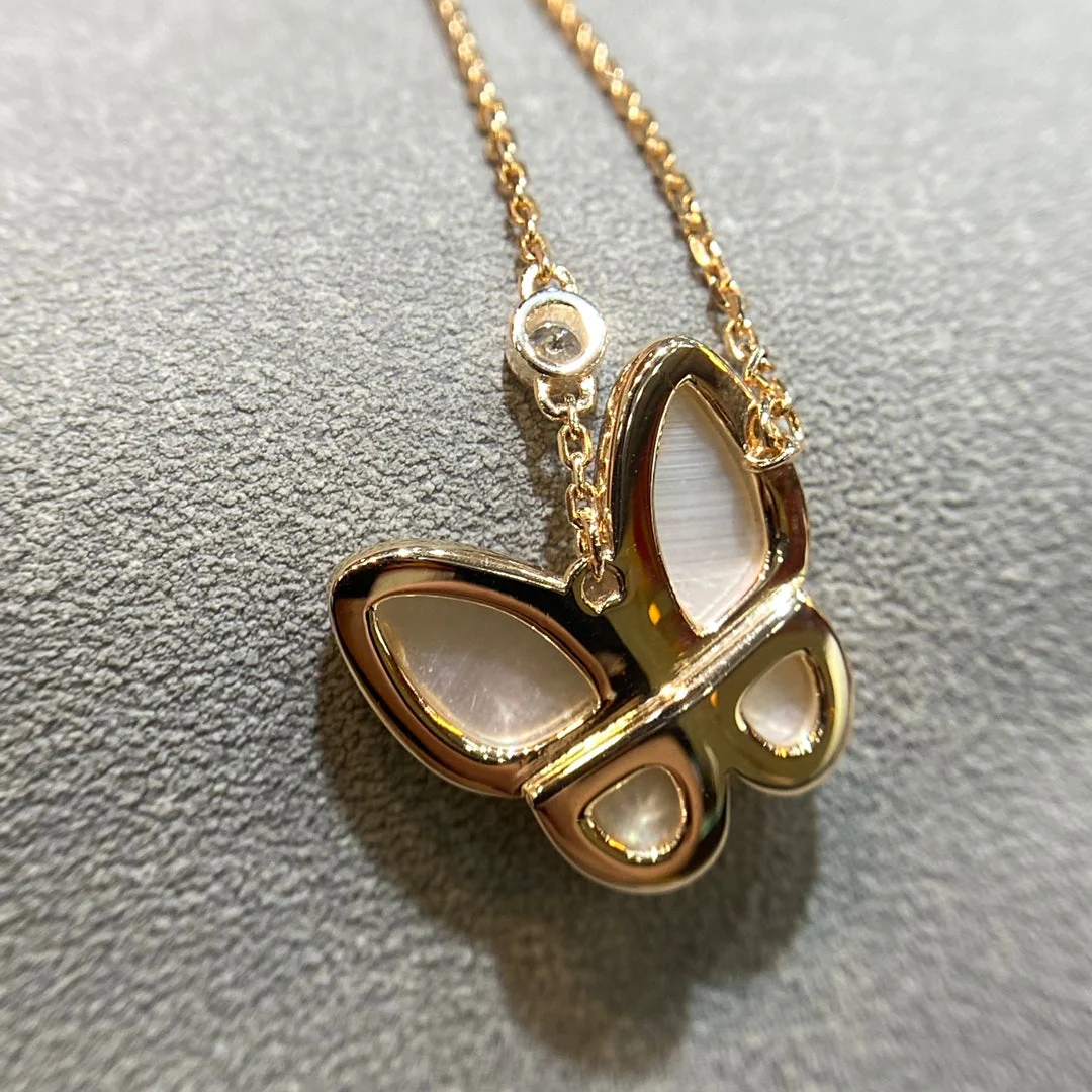 [Van Cleef & Arpels]BUTTERFLY MOP DIAMOND NECKLACE