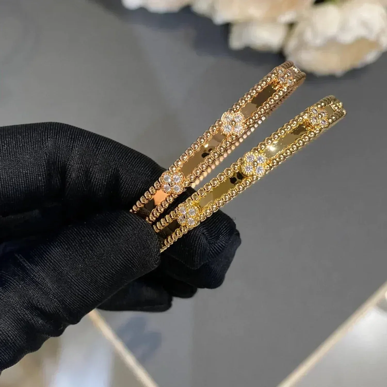 [Van Cleef & Arpels] BRACELET 4MM DIAMONDS