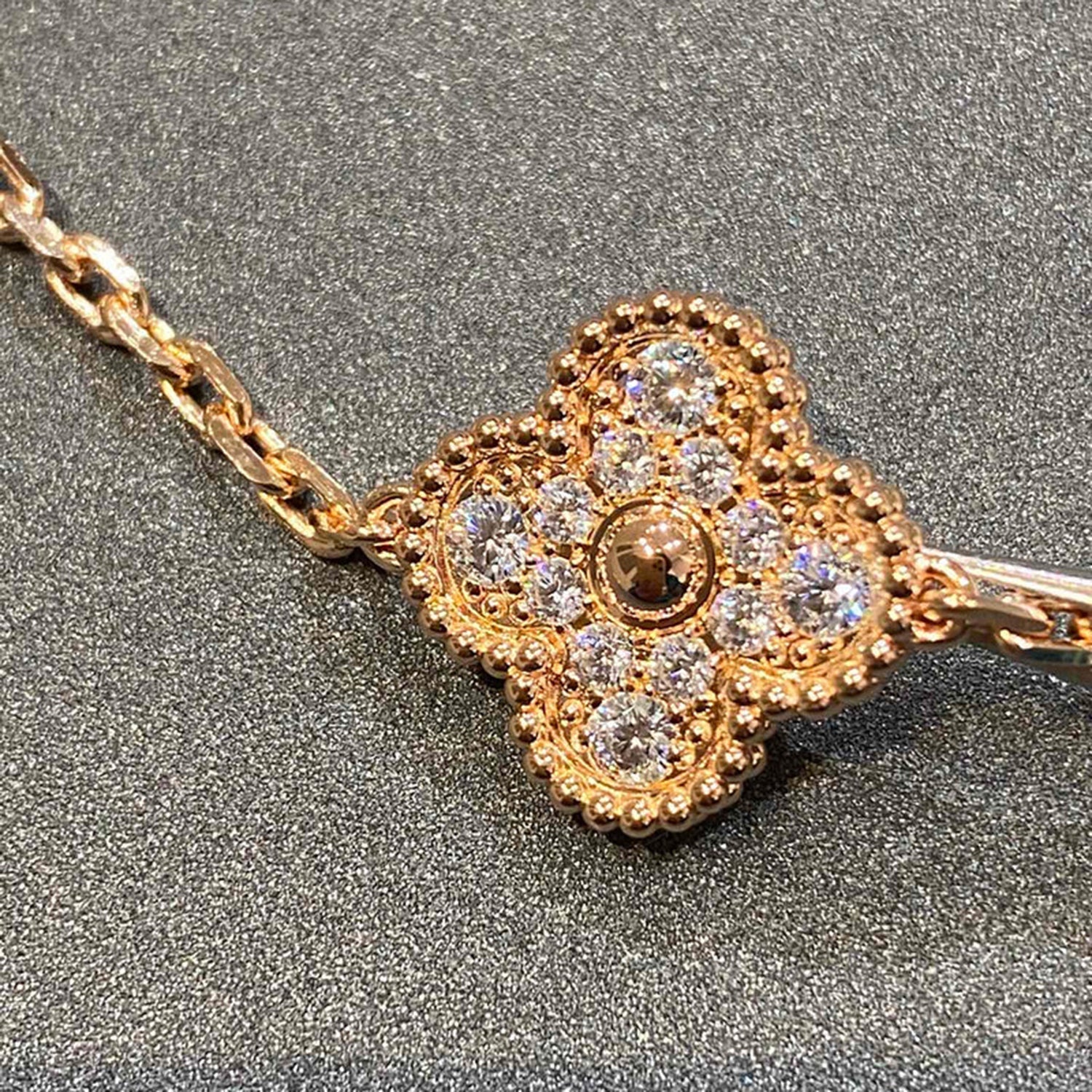 [Van Cleef & Arpels] 5 MOTIFS  FULL DIAMOND BRACELET