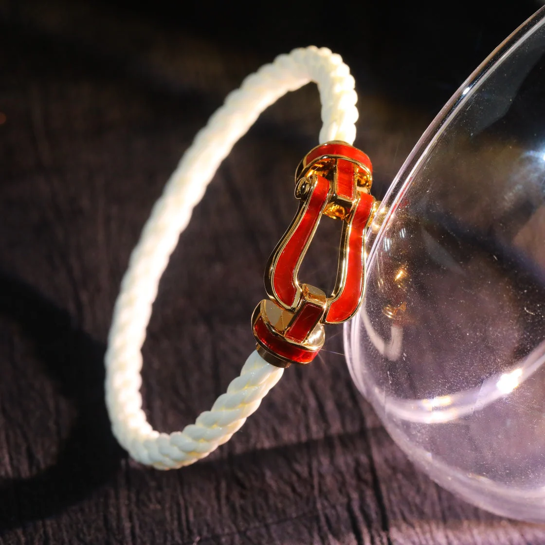 [Fred]FORCE 10 WHITE TEXTILE DIAMOND PAVED