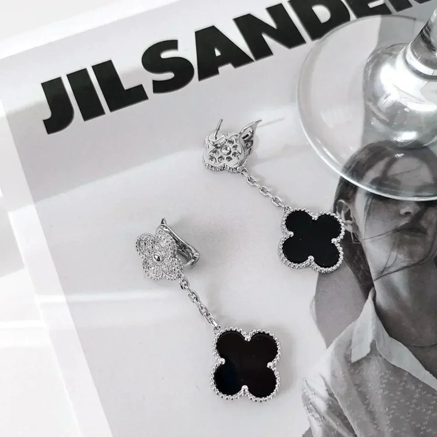 [Van Cleef & Arpels] 2 MOTIFS  DIAMOND ONYX EARRINGS SILVER