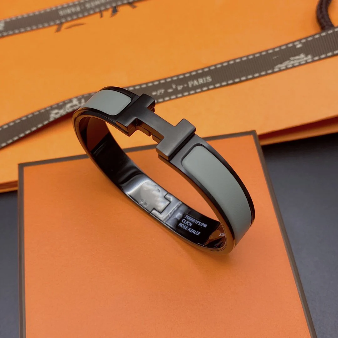 [Hermes]CLIC HM SO BLACK GREY BRACELET