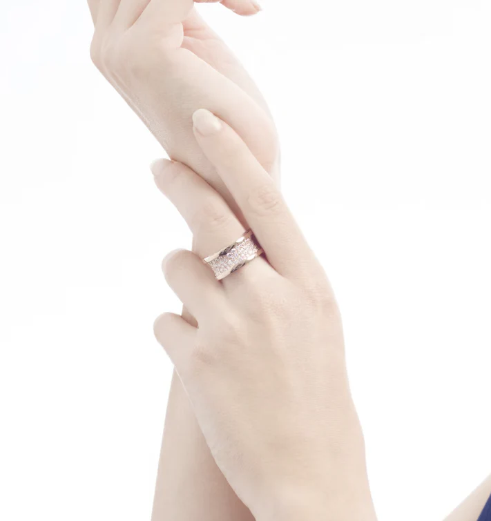 [Bulgari]ZERO 1 WITH PAVED DIAMONDS ON THE SPIRAL RING