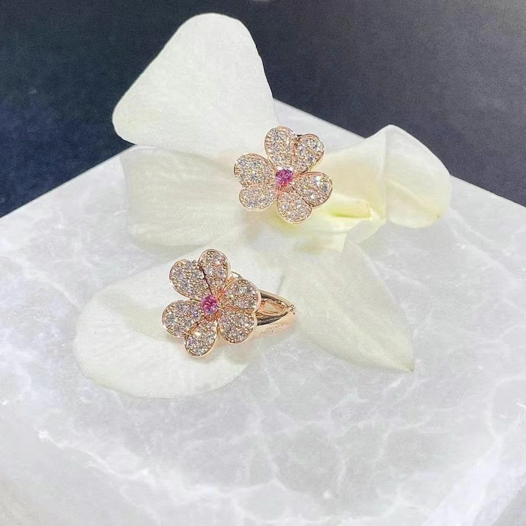 [Van Cleef & Arpels]FRIVOLE PINK GOLD FLOWER DIAMOND EARRINGS