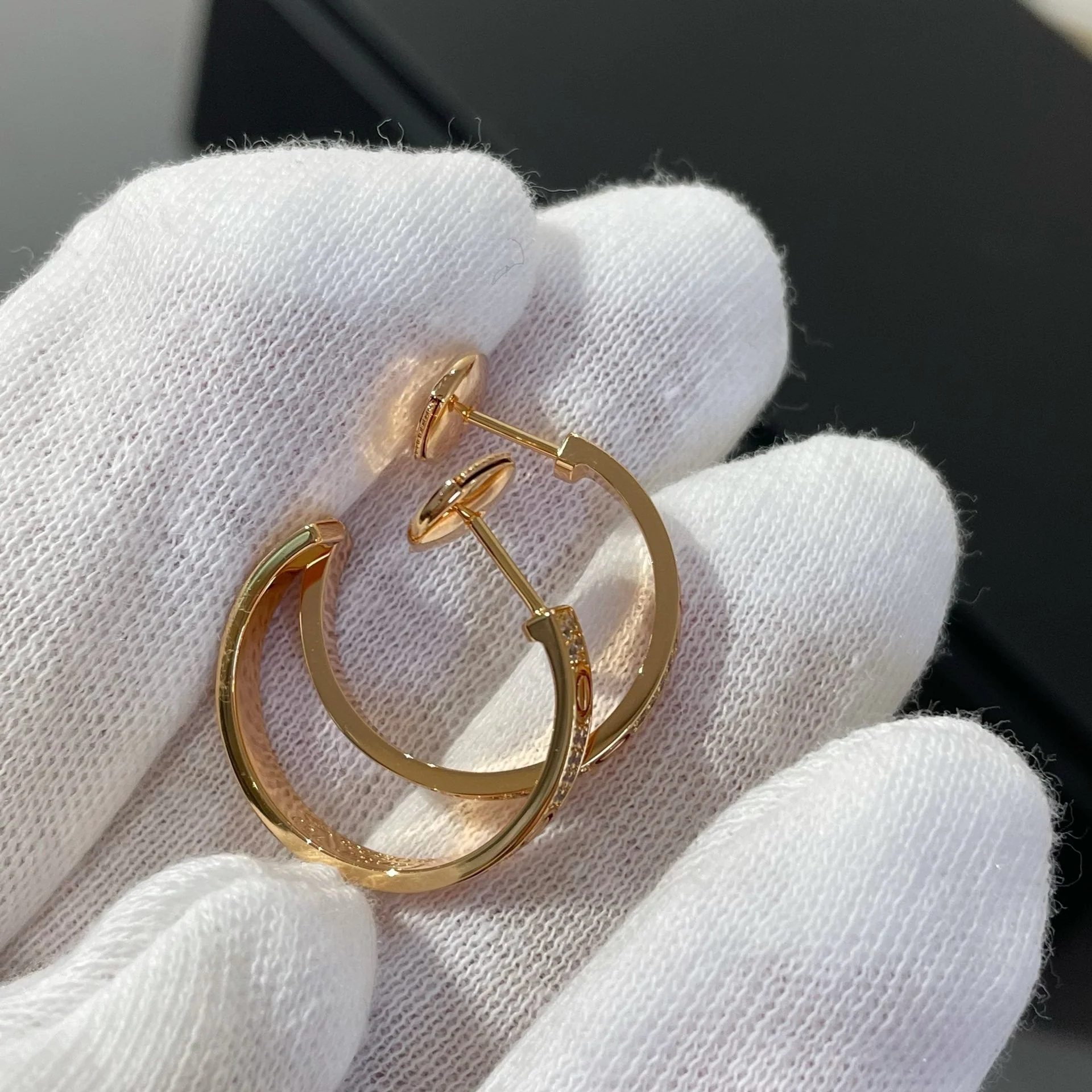 [Cartier]LOVE DIAMOND PINK GOLD HOOP EARRINGS