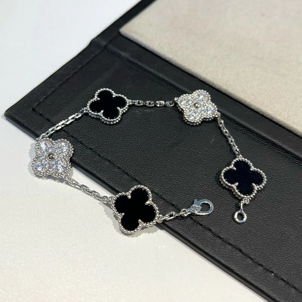 [Van Cleef & Arpels] 5 MOTIF ONYXS DIAMOND BRACELET SILVER