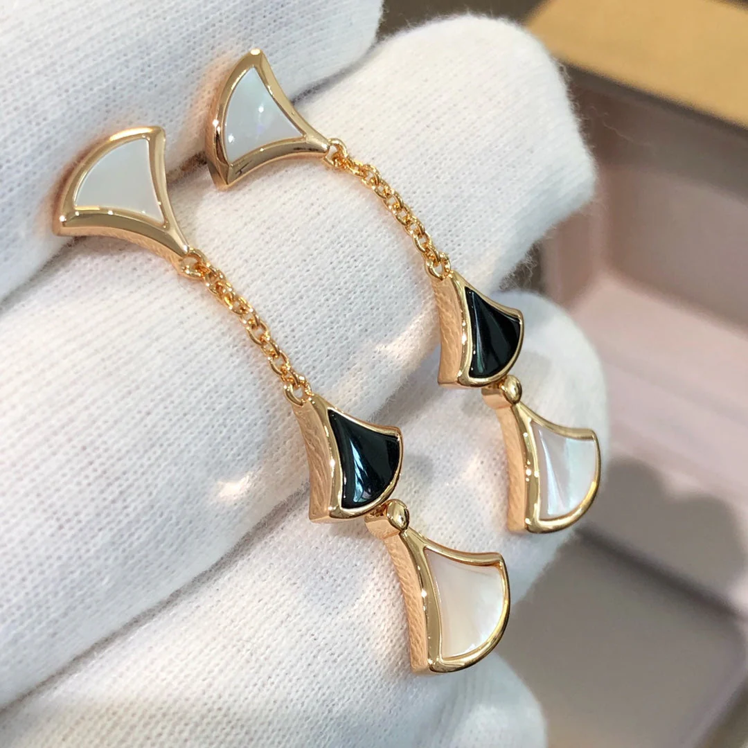 [Bulgari]DREAM EARRINGS 3 MOTIFS ONYX MOP PINK GOLD