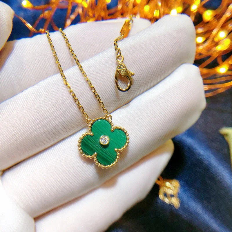 [Van Cleef & Arpels] 15MM DIAMOND TURQUOISE NECKLACE