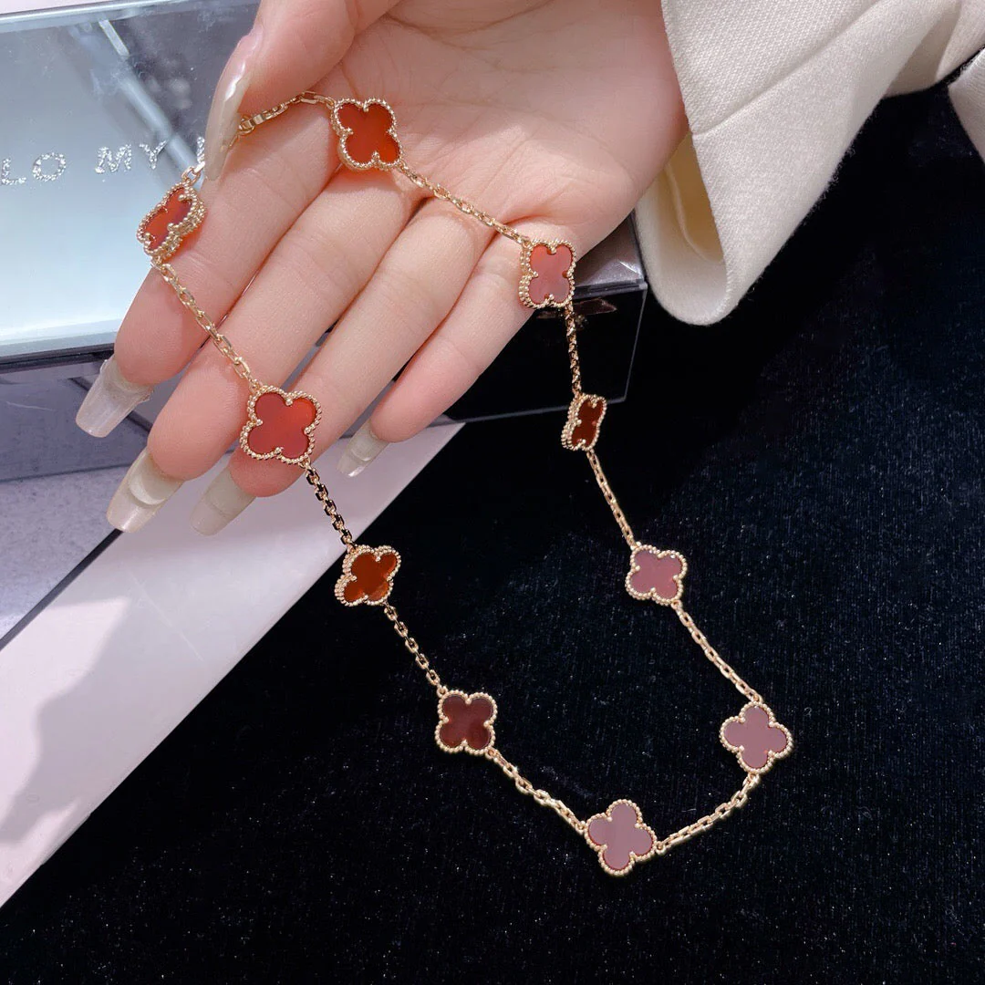 [Van Cleef & Arpels] 10 MOTIFS CARNELIAN NECKLACE