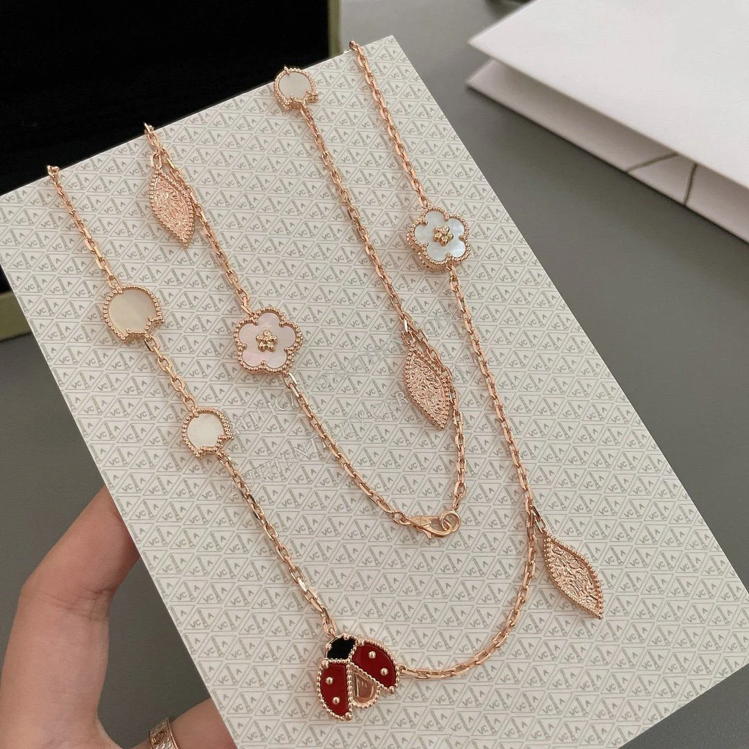 [Van Cleef & Arpels]LUCKY SPRING 15 MOTIFS ROSE GOLD NECKLACE