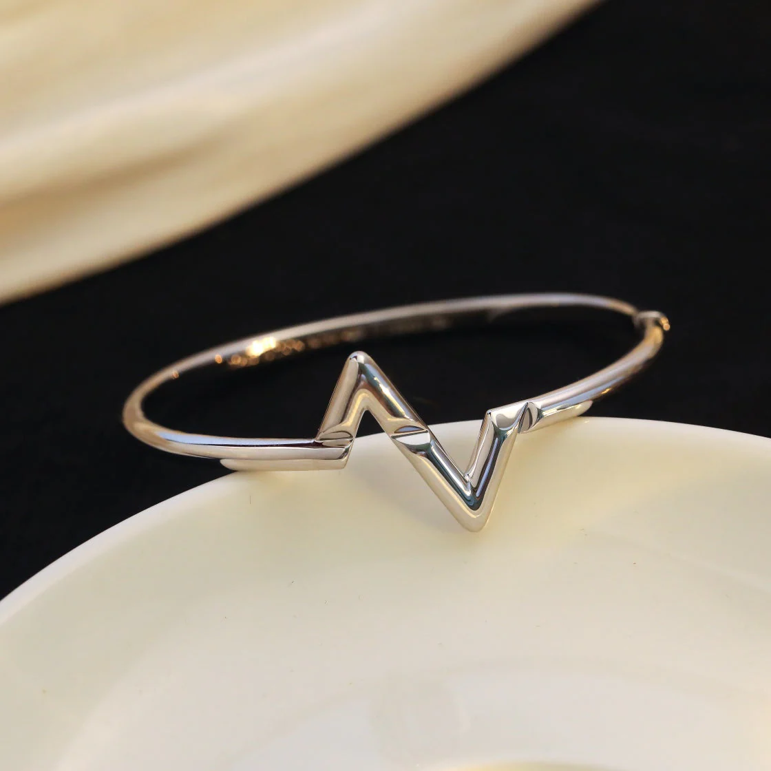 [Louis vuitton]VOLTE UPSITE DOWN BRACELET