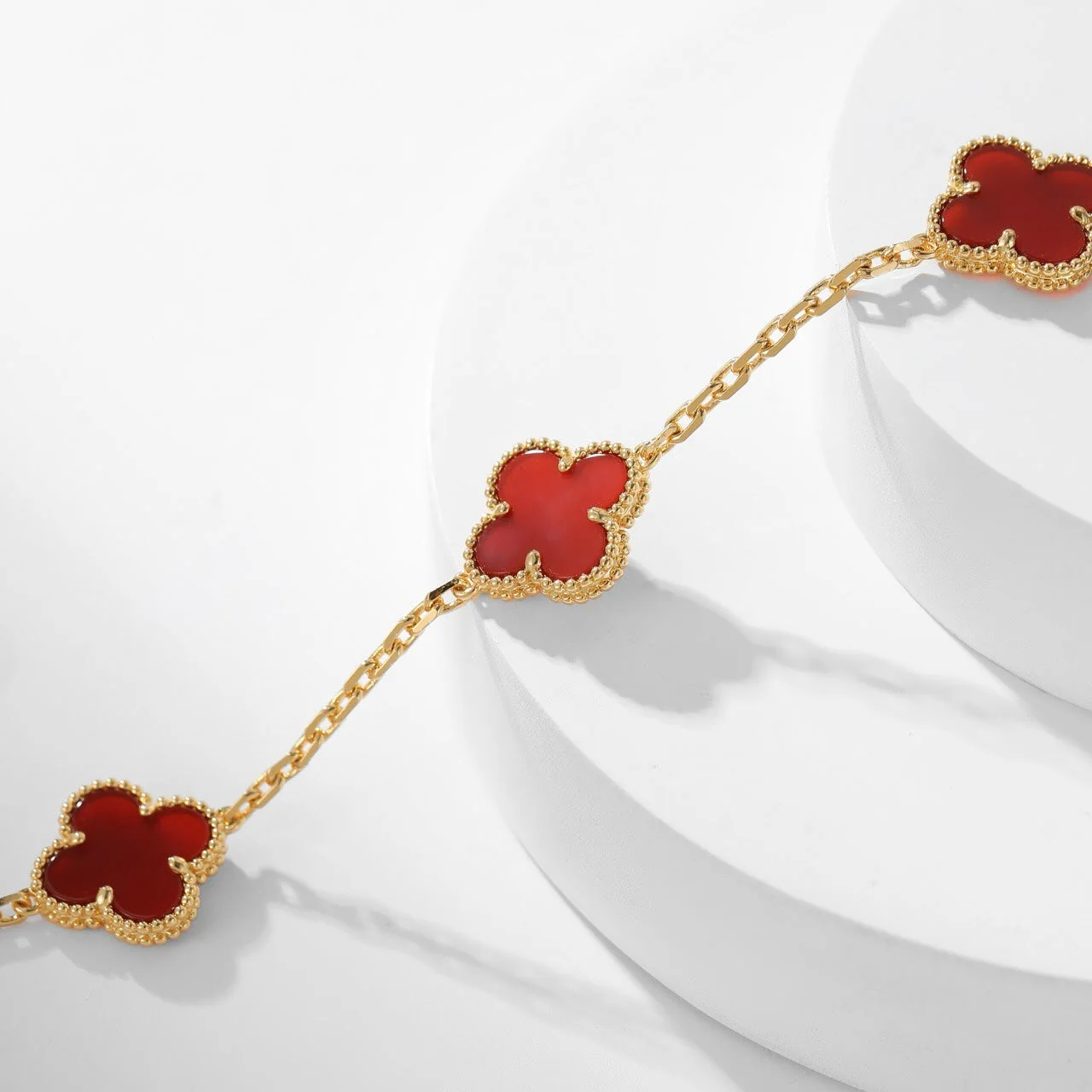 [Van Cleef & Arpels] 10 MOTIFS CARNELIAN NECKLACE