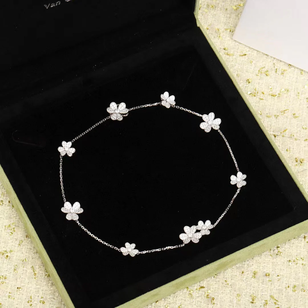 [Van Cleef & Arpels]FRIVOLE SILVER 9 FLOWERS NECKLACE
