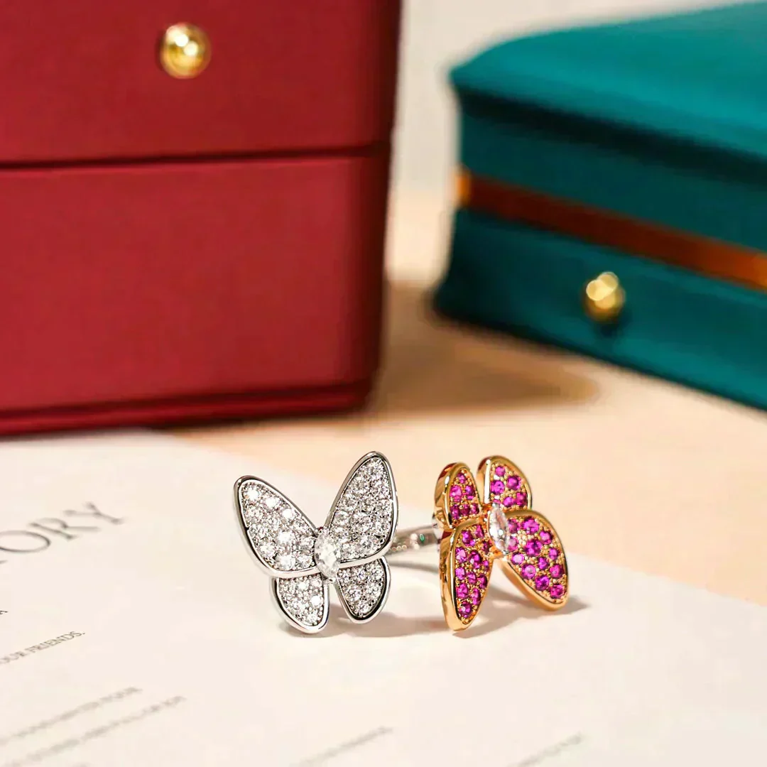 [Van Cleef & Arpels]TWIN BUTTERFLY DIAMOND RING