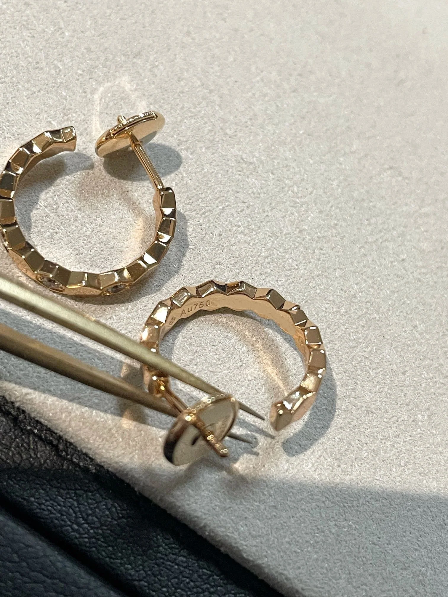 [Chaumet]Hollow Design Four-Leaf Clover Flower Shape Ring