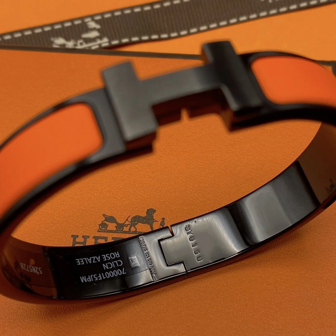 [Hermes]CLIC HM SO BLACK OREGAN BRACELET