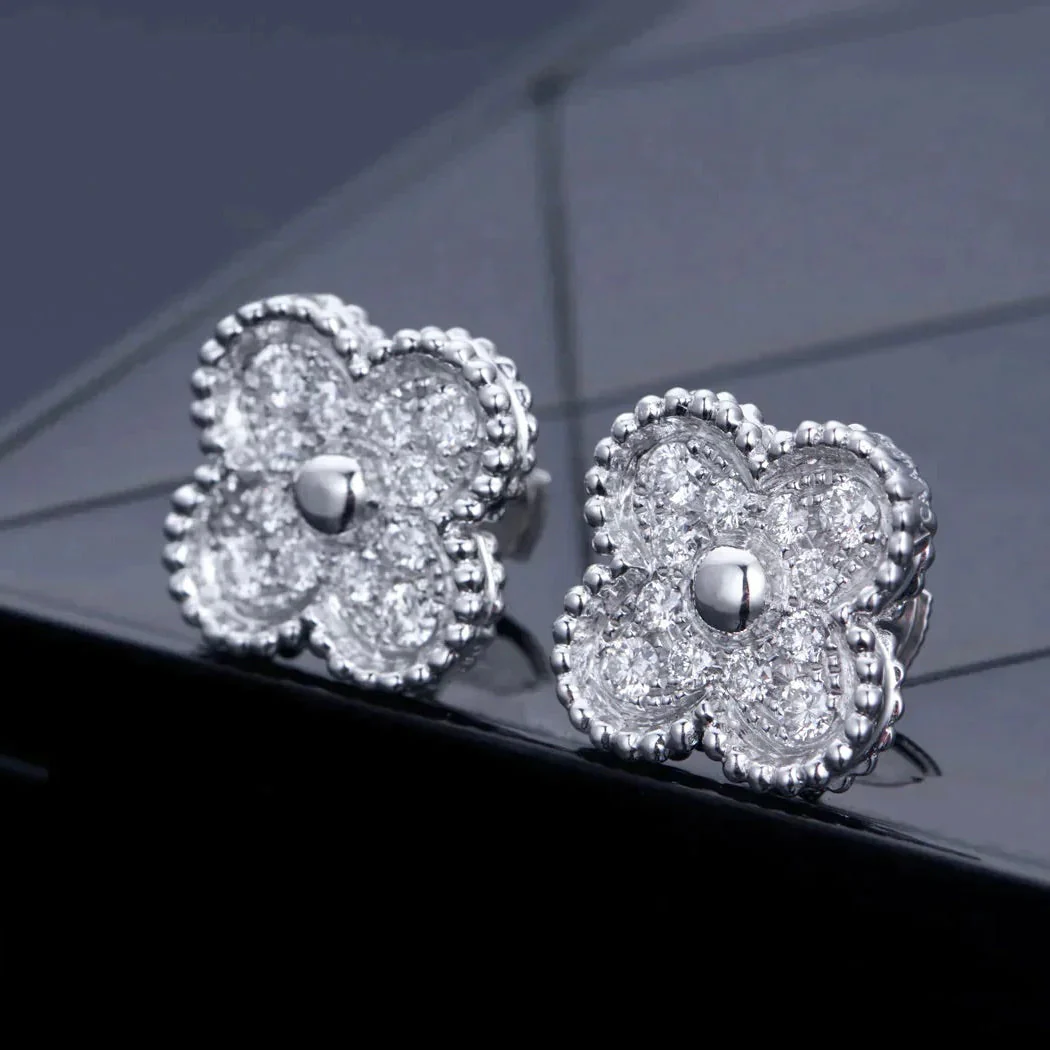 [Van Cleef & Arpels] 1 MOTIFS DIAMOND STUD EARRINGS SILVER
