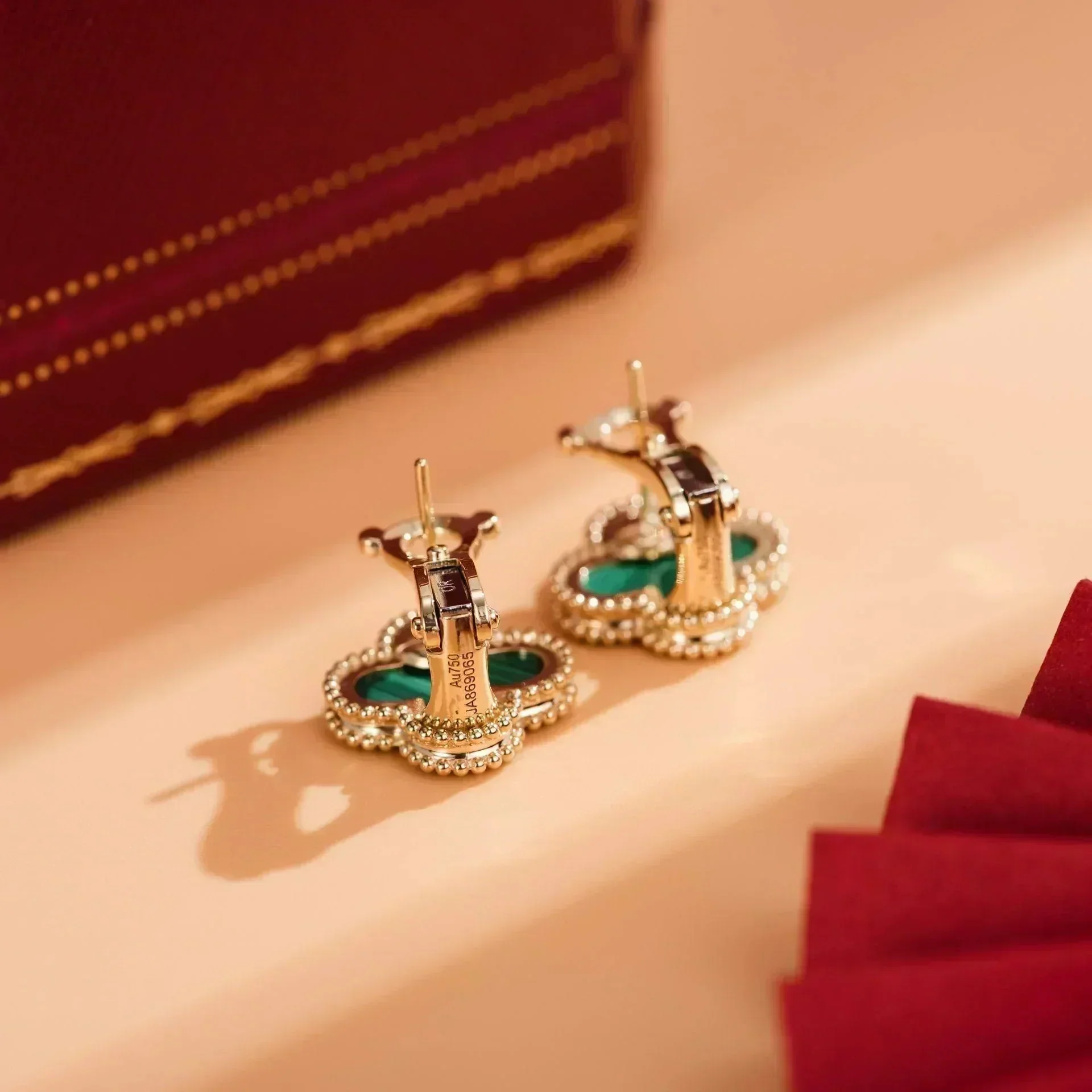 [Van Cleef & Arpels] MEDIUM 1 MOTIFS MALACHITE  EARRINGS