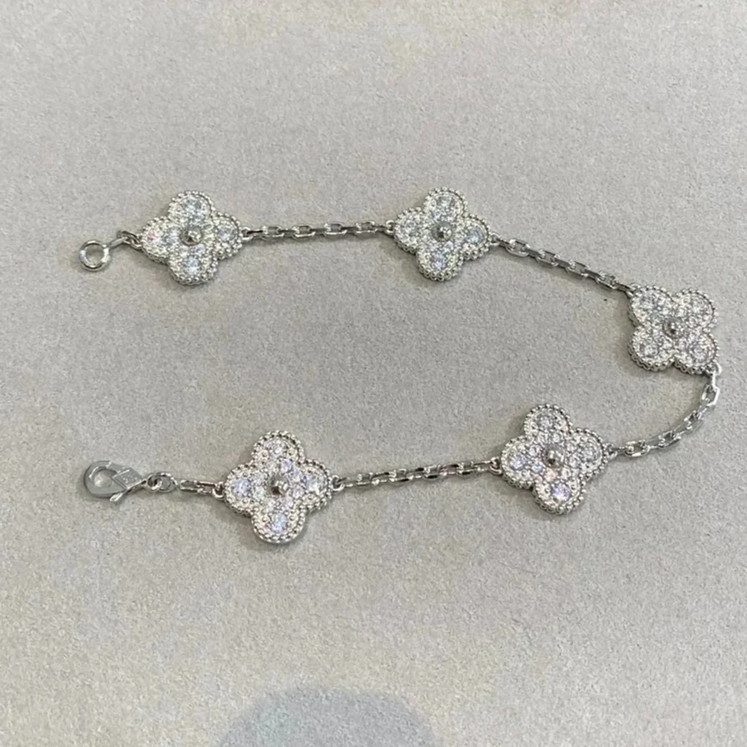 [Van Cleef & Arpels] 5 MOTIFS  DIAMOND BRACELET SILVER