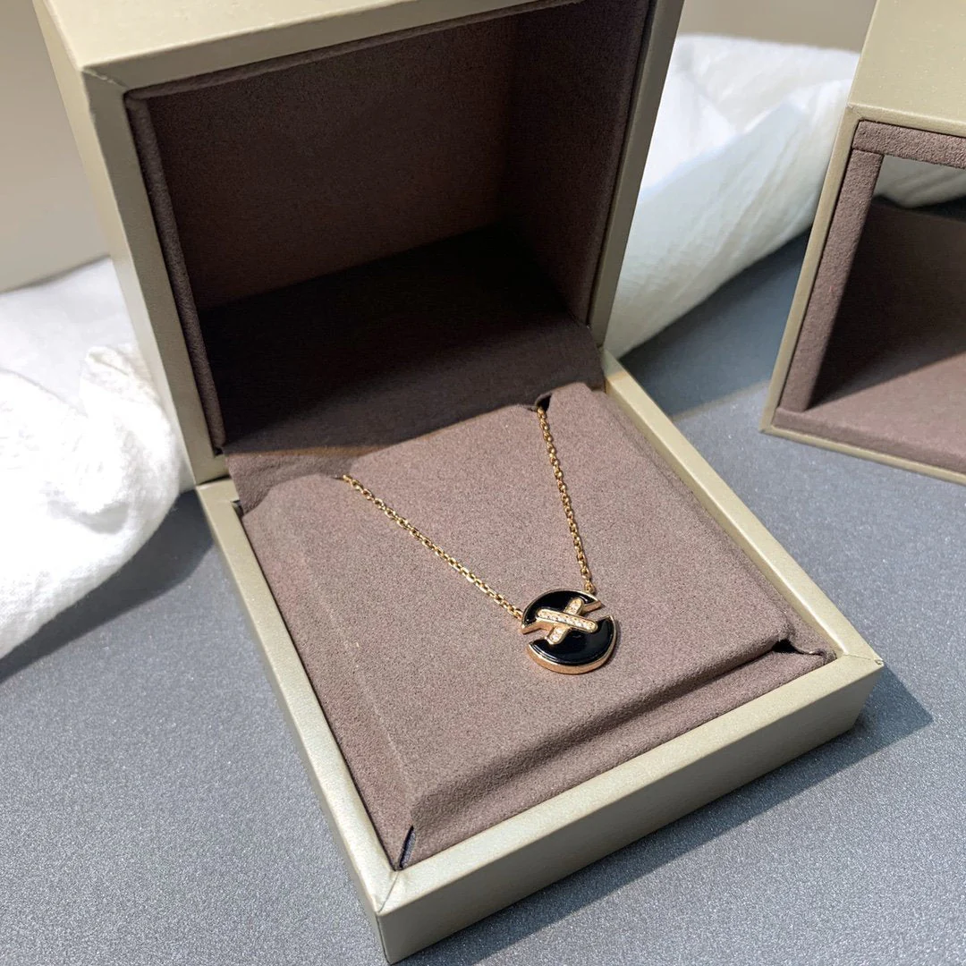 [Chaumet]JEUX DE PINK GOLD DIAMOND NECKLACE