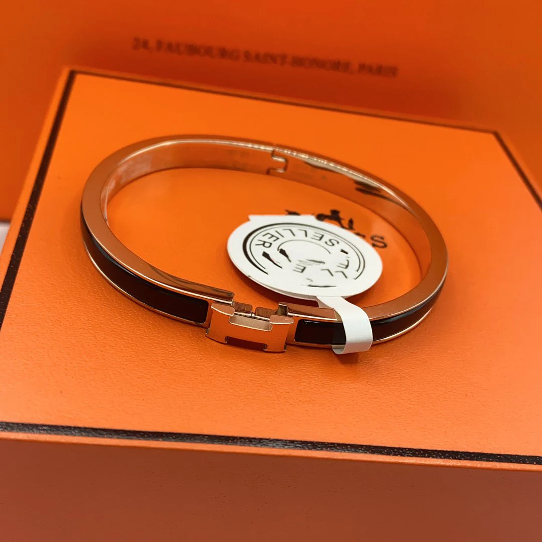 [Hermes]CLASSIC HM CLIC BLACK 8MM ENAMEL BRACELET